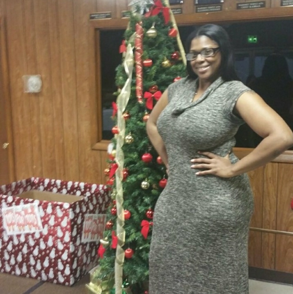 Dress - Picture 2 of 2